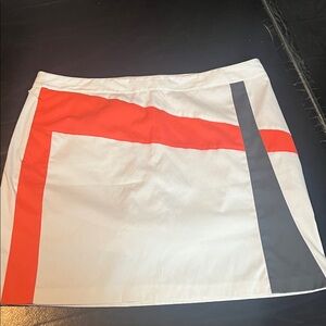 Greg Norman Women’s Golf Skort Size 12 Stretch White Geometric Pockets Side Zip